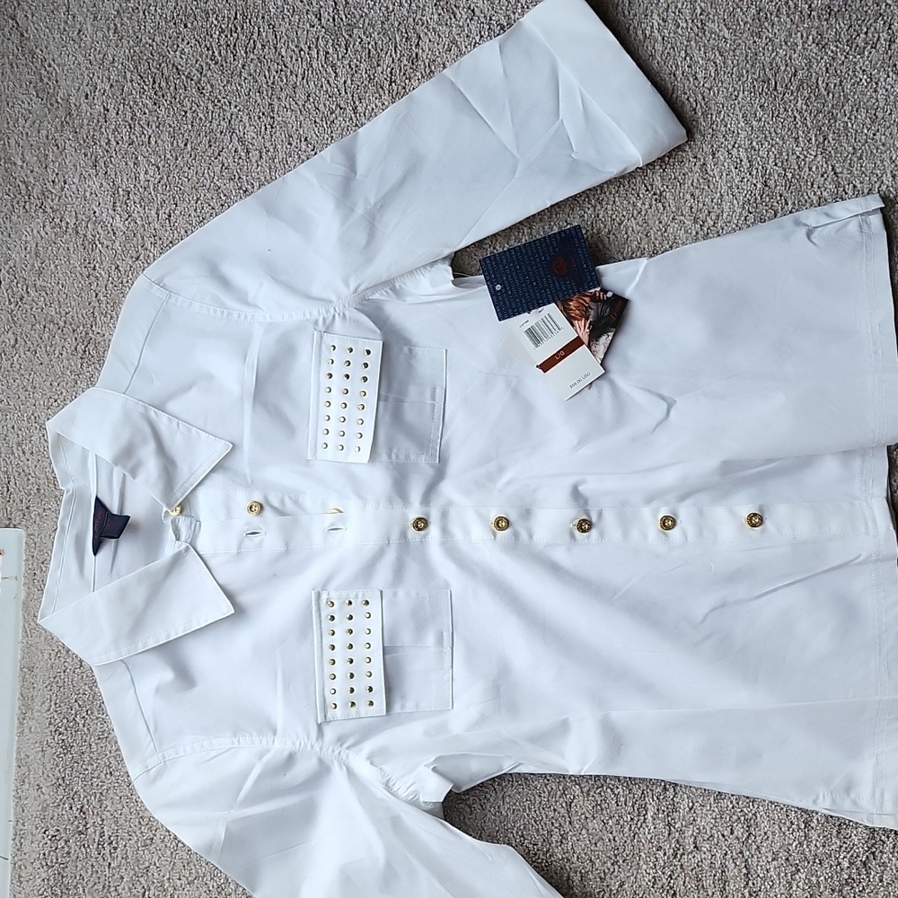 White cotton button up blouse
